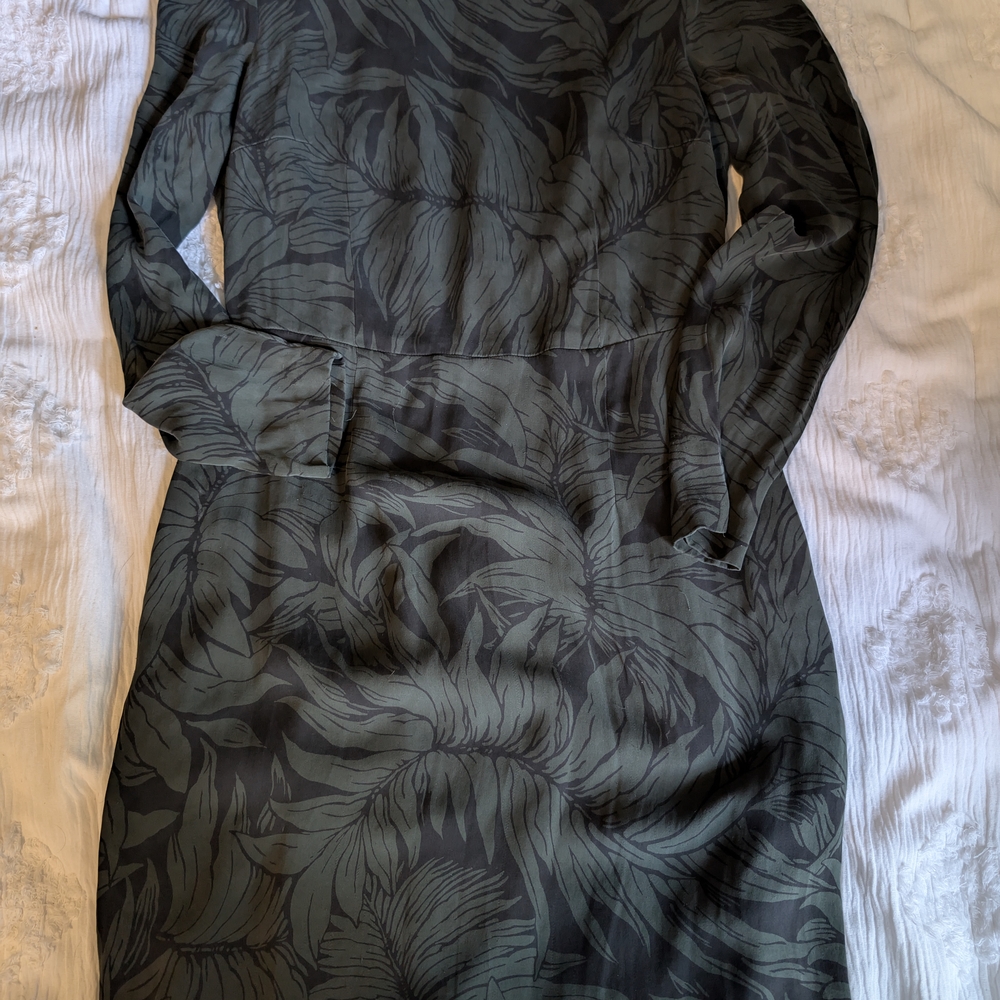 Club Monaco Black Sheath Long Sleeve Dress